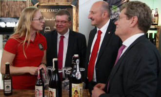 Genuss hoch 2: Am gemeinsamen Stand von Ines Beerstore und Max Mundus