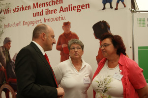 treffe ich die Damen der Krebs-Selbsthilfegruppe Gemünden. Das war eine echte Überraschung!