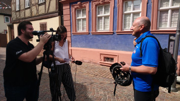 Station 3: Interview mit TVtouring vor dem Franck-Haus