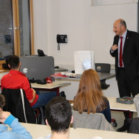 Mit der Klasse 10 c der Staatlichen Realschule Gemünden diskutierte ich letzthin über aktuelle Themen